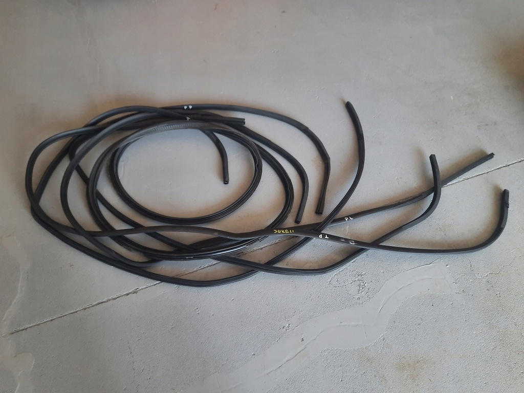 фото №1, Прокладка кузовна двері nissan juke ii f16