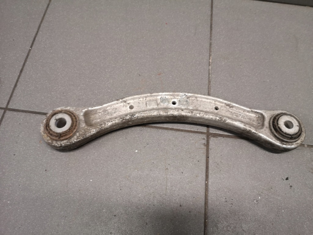 фото №1, Рычага левый задняя vw touareg 7l0505375a