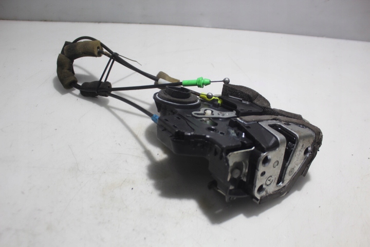 фото №3, Замок левый задняя дверь lexus is ii 220