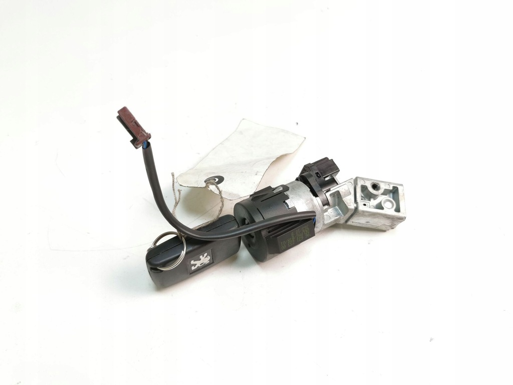 фото №1, Peugeot 5008 2011 замок зажигания