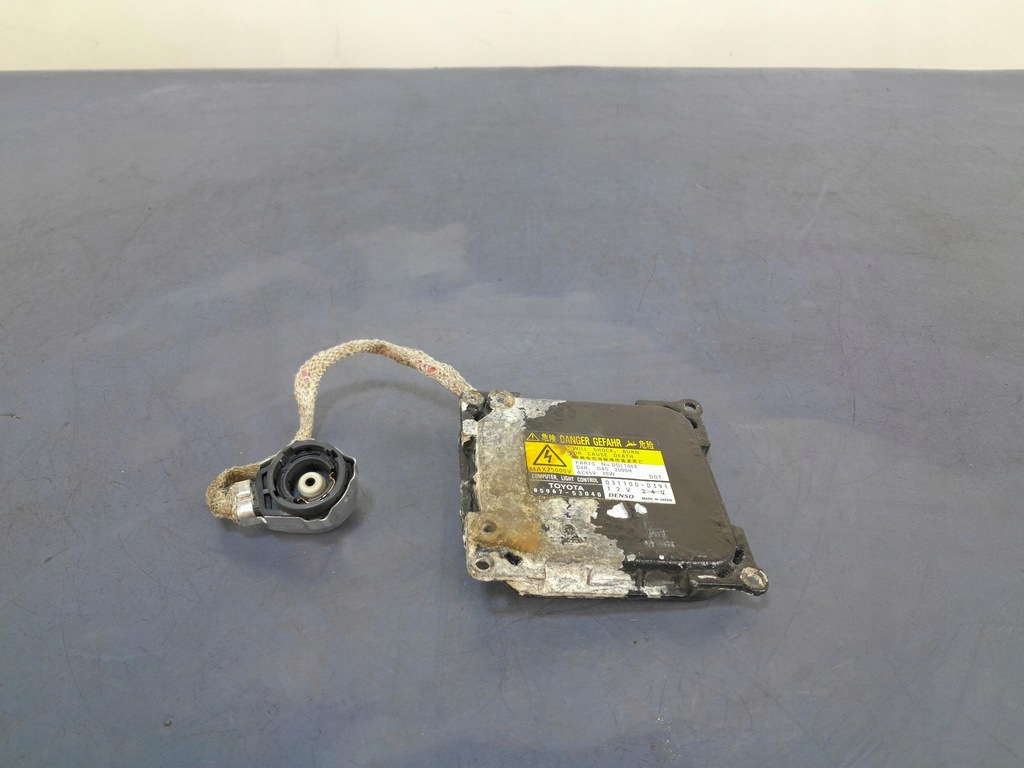 фото №1, Lexus is ii преобразователь света ксенон 031100-0390