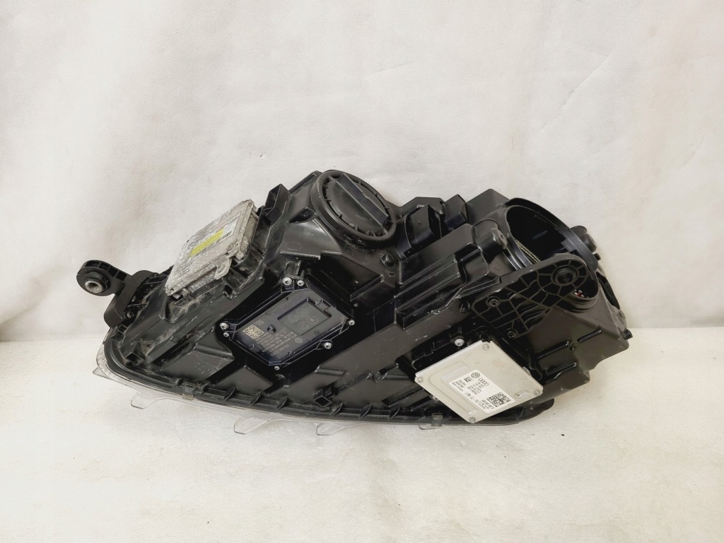 Skoda octavia iii bi-xenon dynamic led 5e1941015b 5e1941016b полный с Разборки