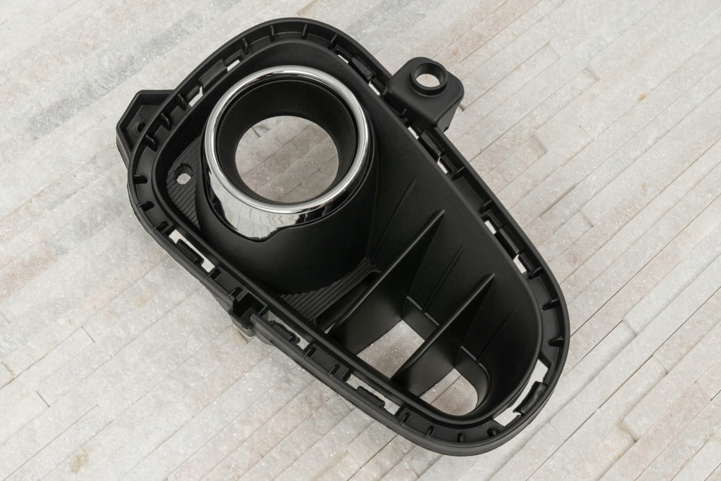 фото №5, Решітка радіатора w бампері права do kia rio 2016-