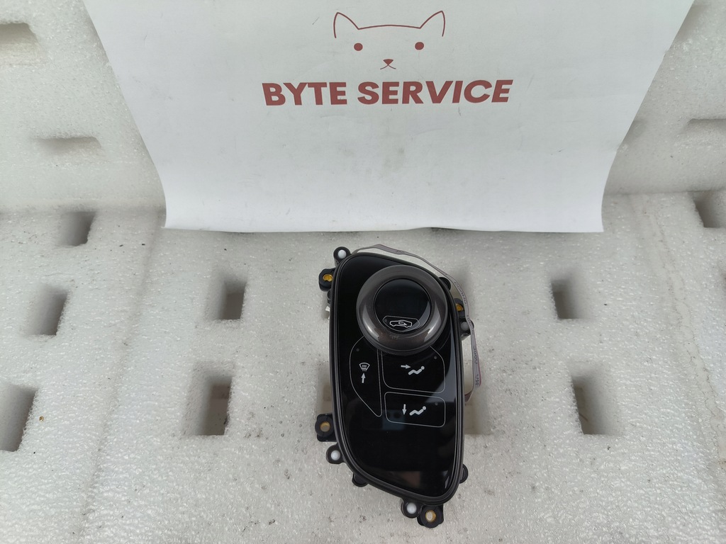 фото №1, Aston martin панель керування cd33-18c623-jd cd3318c623jd