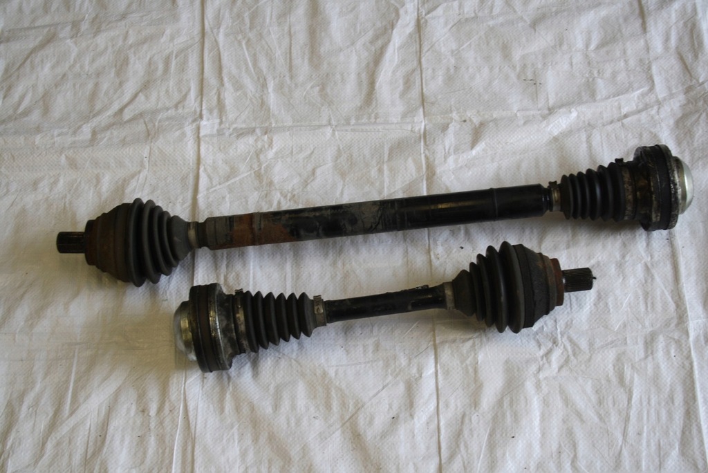 фото №1, Приводной вал приводной вал vw golf caddy touran 2.0 tdi 140km