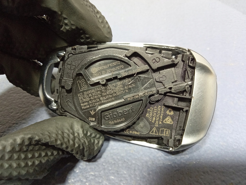 фото №5, Alfa romeo stelvio ключ pilot 156140440