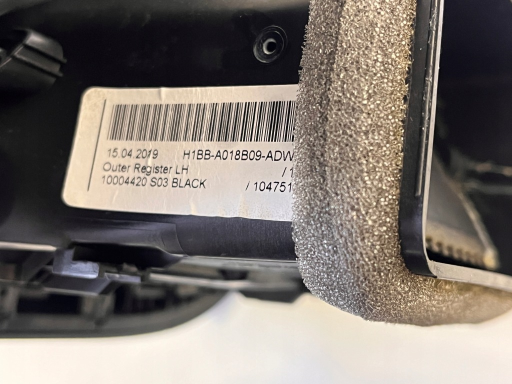 Fiesta mk8 защита рамка корпус спидометра решётка обдув h1bb-a018b08-adw с Разборки