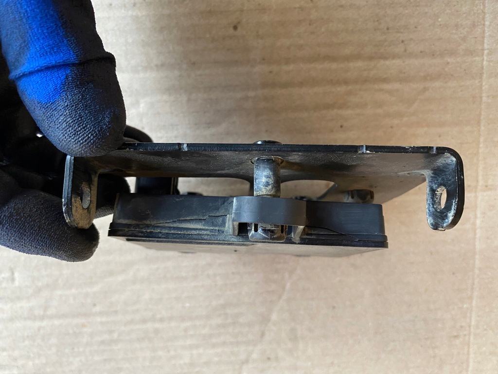 фото №8, Радар передний с крепление ford ranger iv mk5 2019- jb3t-9g768-aa distronic