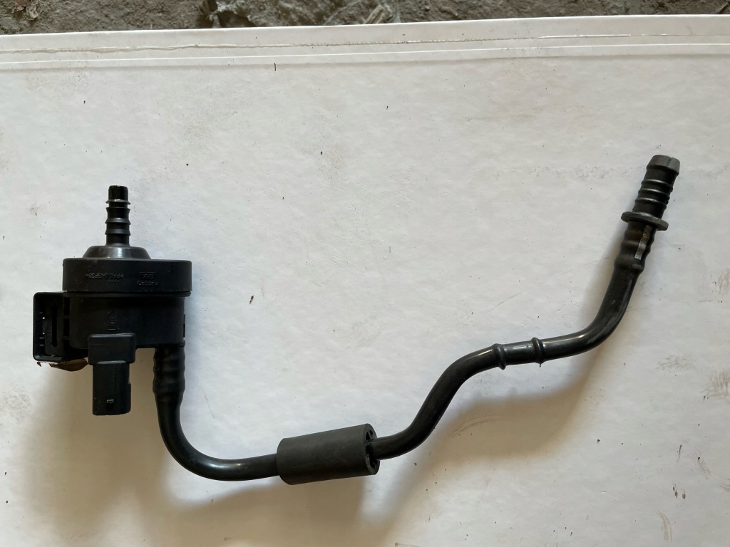 фото №1, Audi vw 2.0 tsi клапан вакууму 06h906517ab