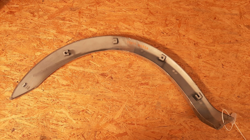 фото №6, Toyota yaris verso i молдинг накладка крыла правый перед 53087-52010