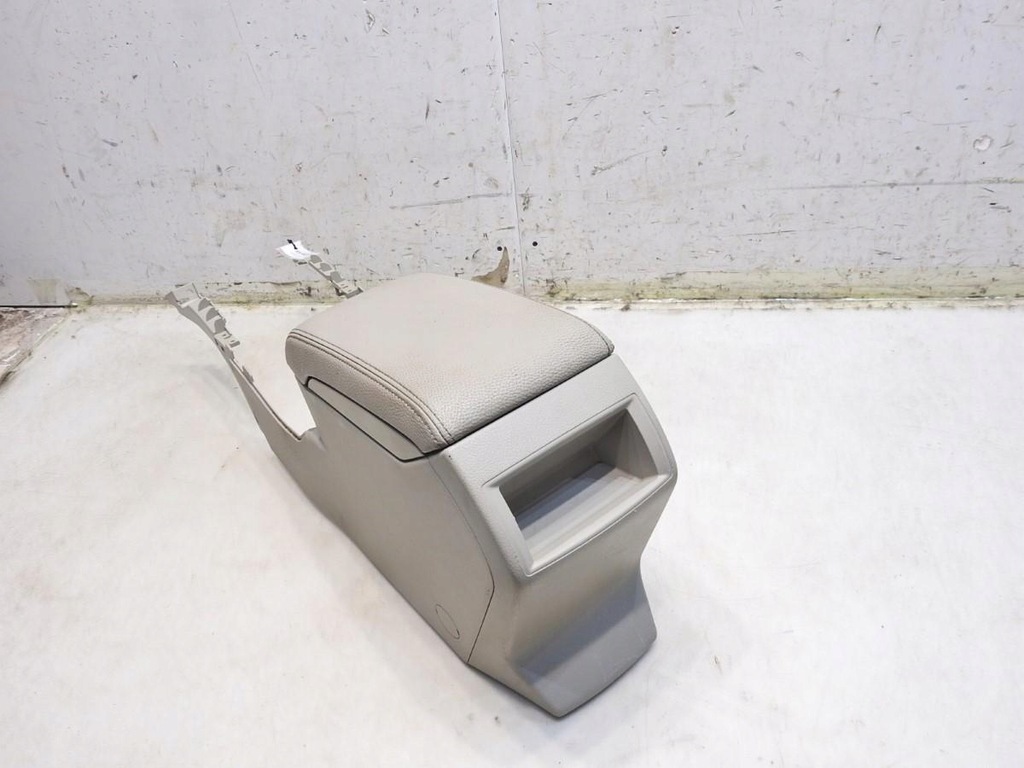 фото №9, Туннель средний подлокотник subaru outback iv 92113aj010