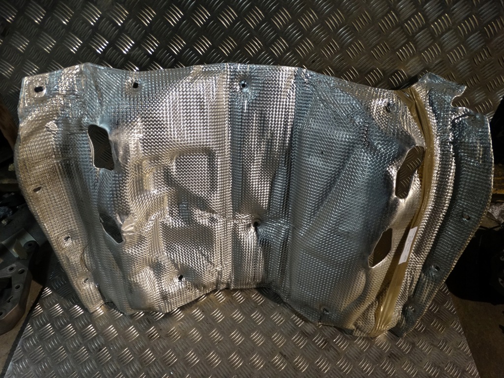 фото №1, Idealna захист теплова тунель audi a6 c8 4k 1