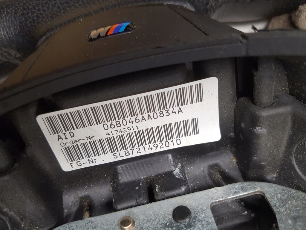 фото №10, Bmw 3 e93 e92 e90 m-pakiet воздуховод кожаный