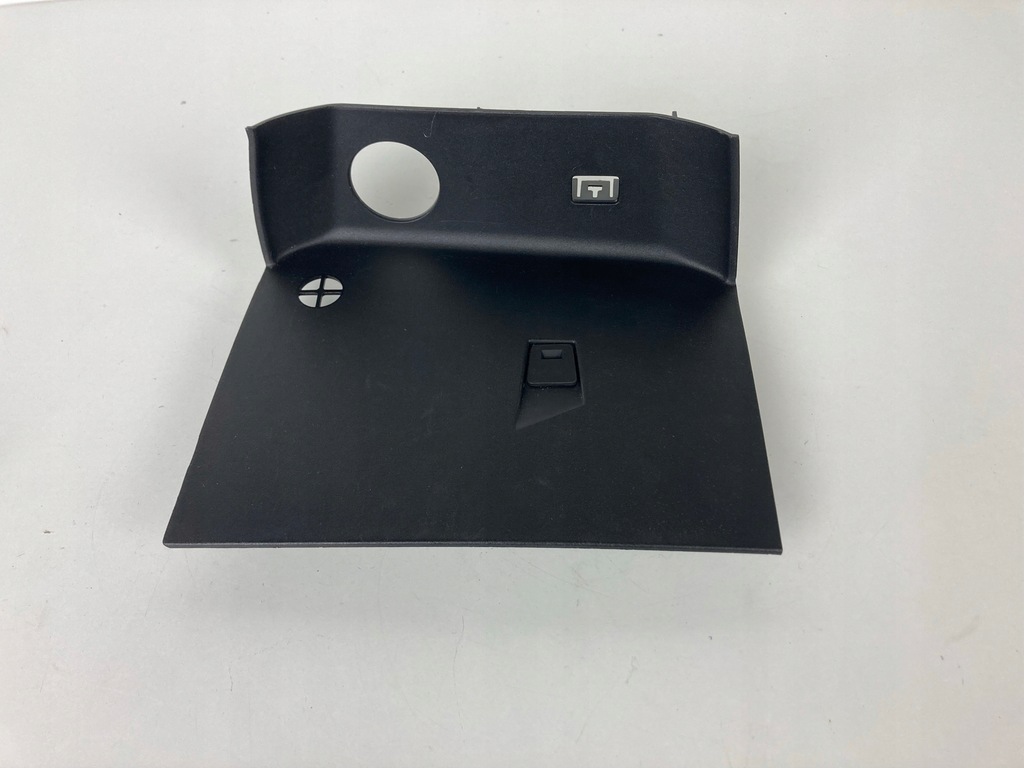 фото №1, Peugeot 5008 ii защита заглушка usb 9810274277