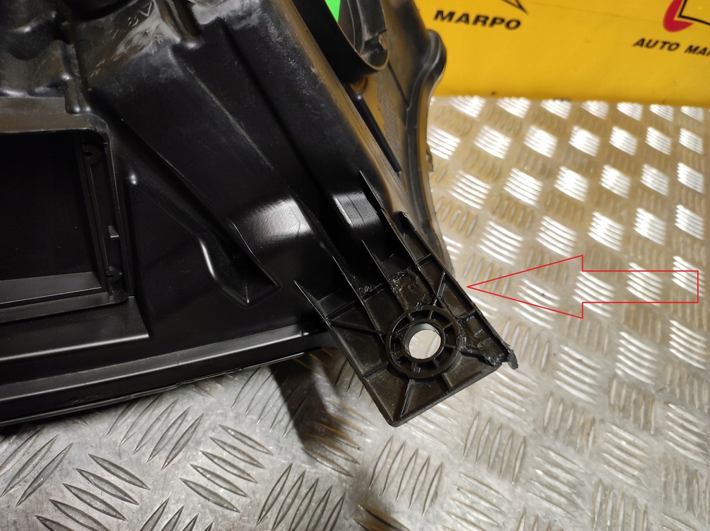 фото №15, Dodge durango 2014- фара лампа обычная линзованная bez led l usa