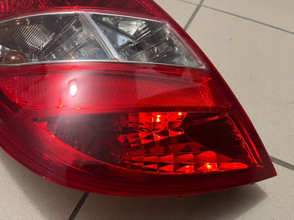 фото №11, Hyundai i20 i-20 08- лампа задняя задняя левая