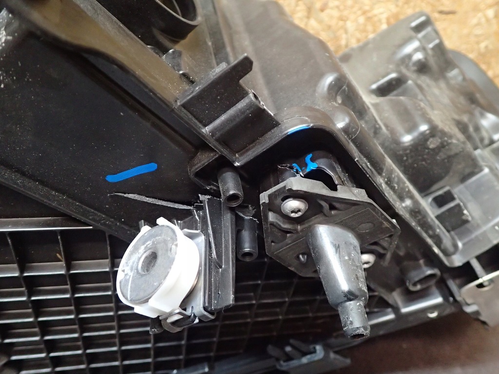 фото №9, Лампа перед левая bmw 5 v g30 g31 laser 9850587-06