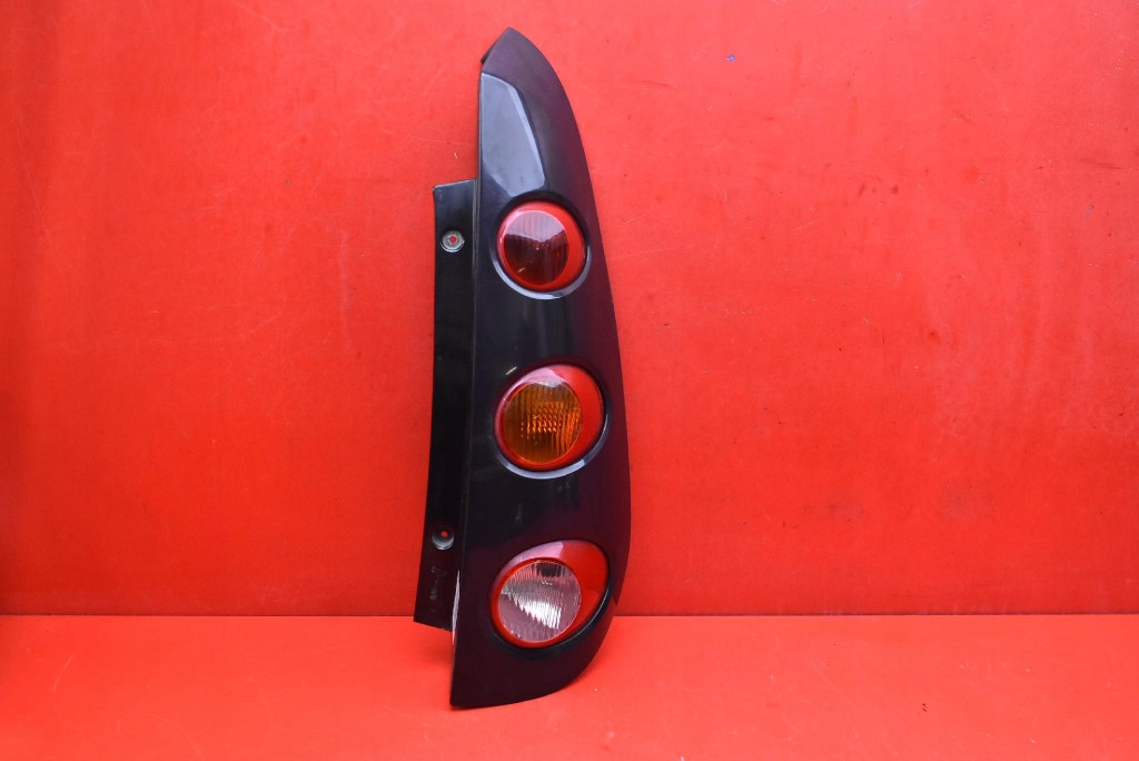 фото №1, Лампа права задня задня 27968016 smart forfour 1 i 5d hb 04-06