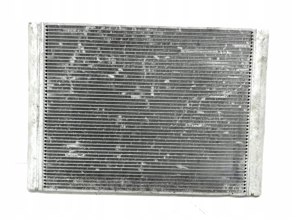 Bmw 6 e63 e64 2005 радіатор води 7507972 Доставка