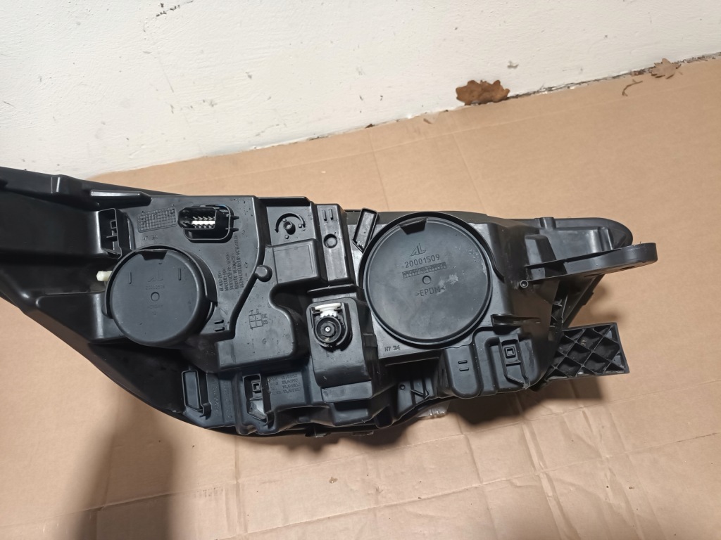 Фара передня ліва citroen c4 2 b7 led перед оригінал Недорого