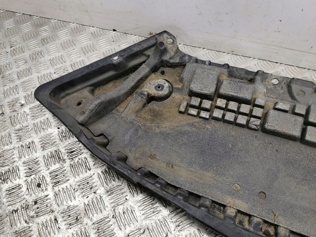 фото №6, Mercedes-benz c w204 2008 защита pod бампер передний / абсорбер