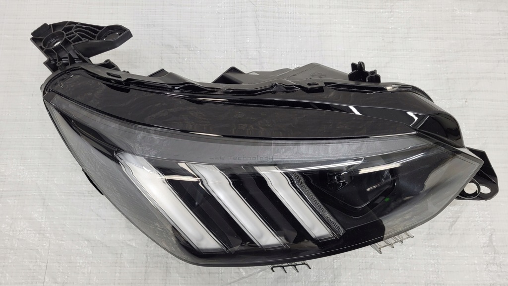 -фара фара перед передняя правый  peugeot 208 2 2 2008 2019- full led Оригинал