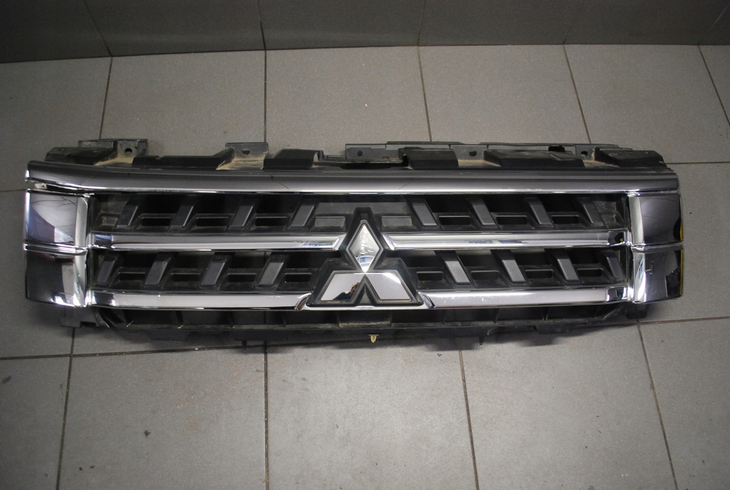 фото №12, Решётка радиатора решётка радиатора mitsubishi pajero iv lift 7450a975