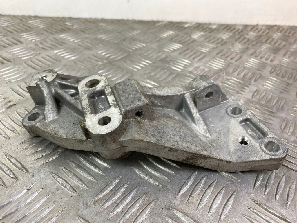 2019 jeep compass натягувач ремінь генератора 04627154ac Недорого