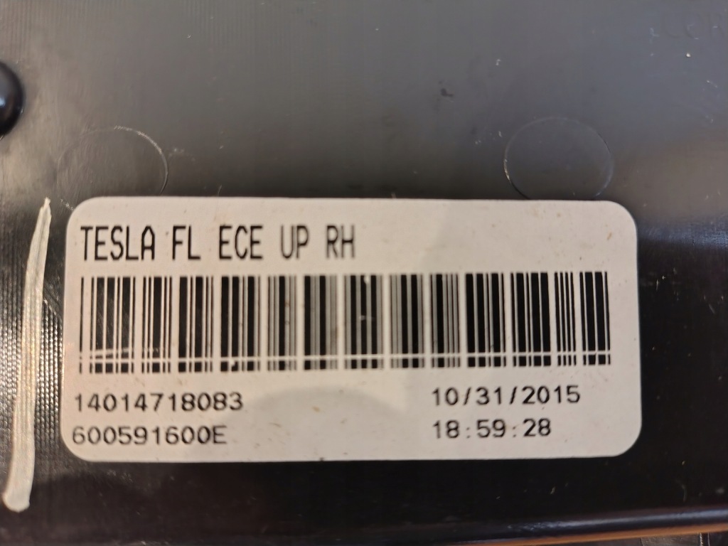 Противотуманная фара led tesla s фара drl правый правый  600591600e Недорого