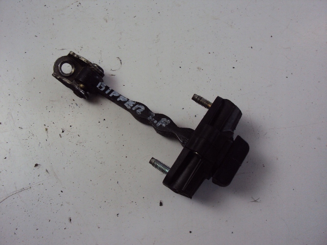 фото №1, Ограничитель дверь левый перед peugeot bipper 07-17