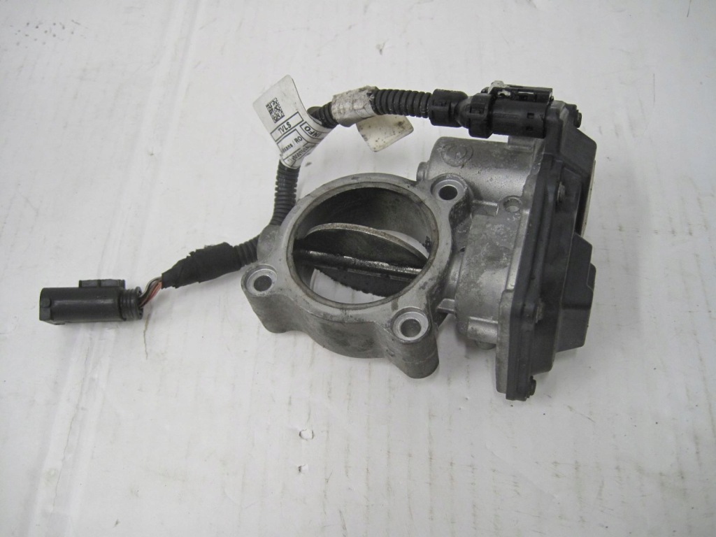 фото №1, Toyota avensis t29 1.6 d4d дросельна заслінка 3465672