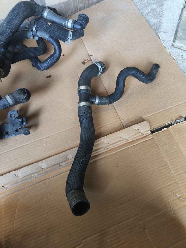 Renault scenic iv 4 1.7 dci насос воды провода шланги воды радиатор Недорого