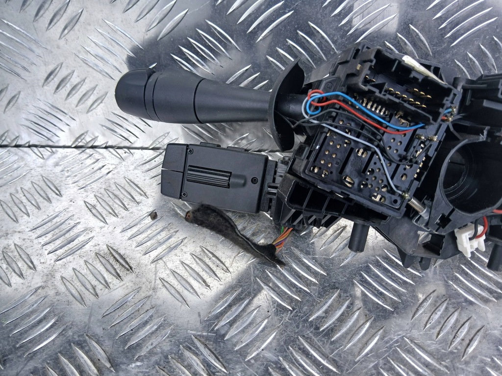 фото №8, Renault clio iv переключатель комбинированный рычаг 955675914r
