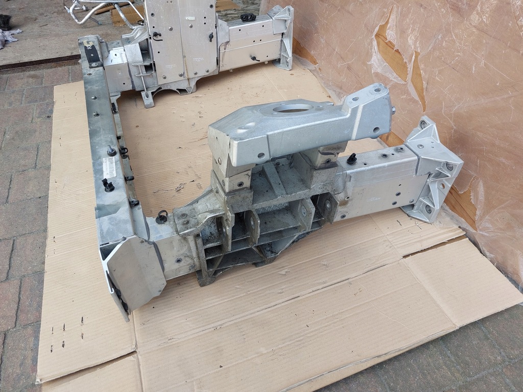 фото №13, Pas передній pdłożnica чашка підкрилок aston martin vantage 17r