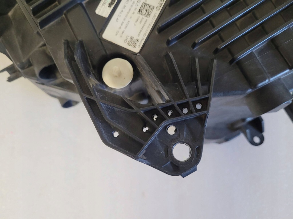 Volvo xc60 2 2 рестайлинг  фара правый  full led система правая  32337383 Цена