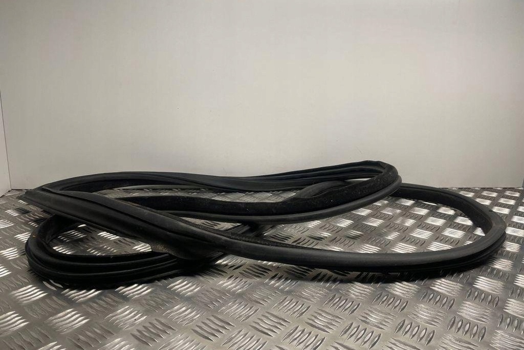 фото №8, Прокладка передних левых дверь bmw 4 coupe f32, f82 7279741 2.0l