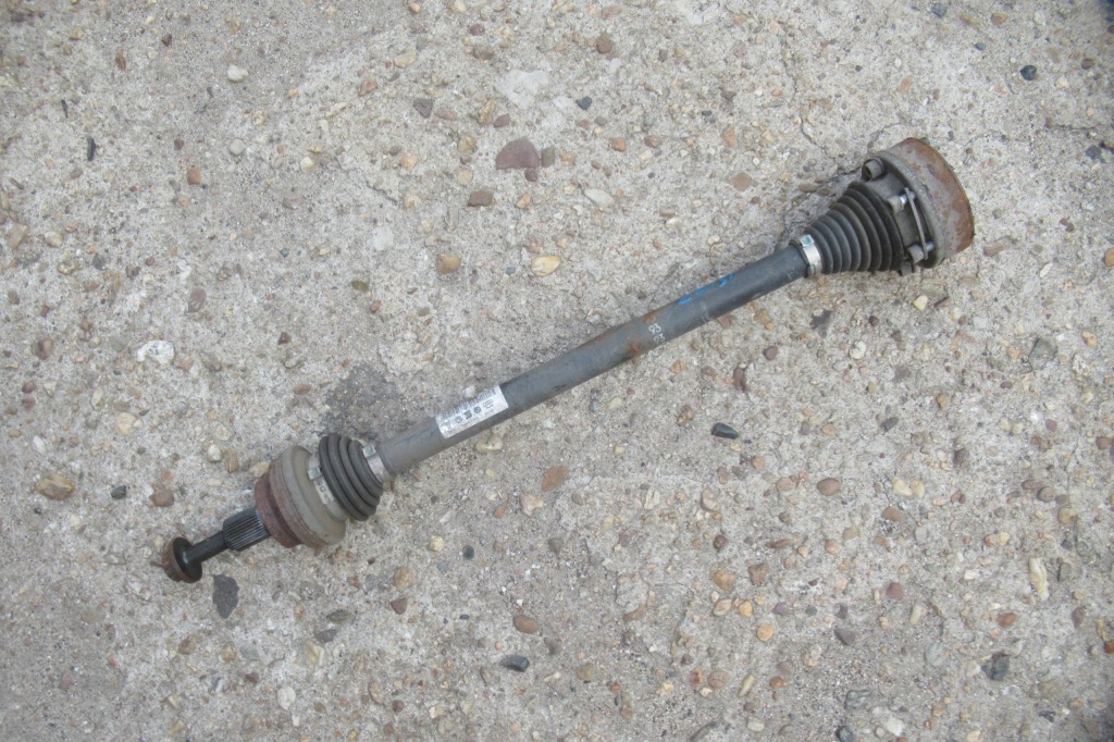 Купить Audi q3 2.0 tsi 11r приводной вал правый  задняя 1k0501204d