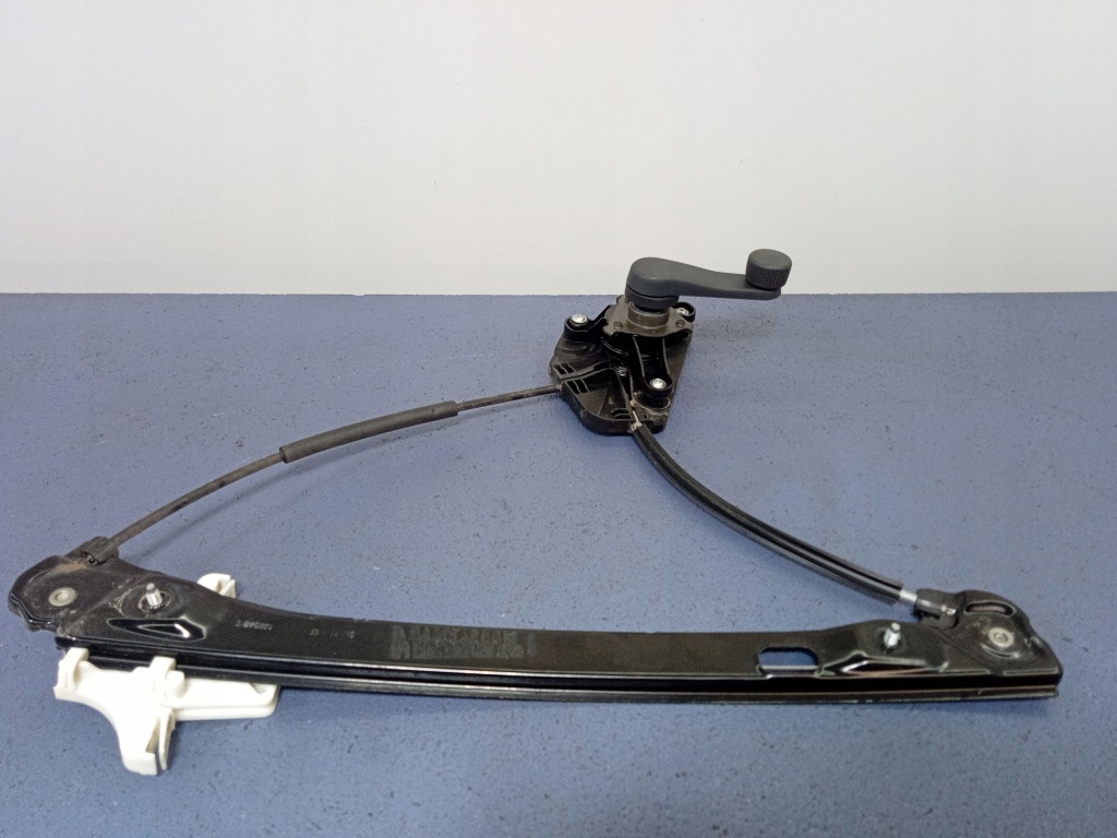 фото №3, Skoda rapid підйомник скло задня правий