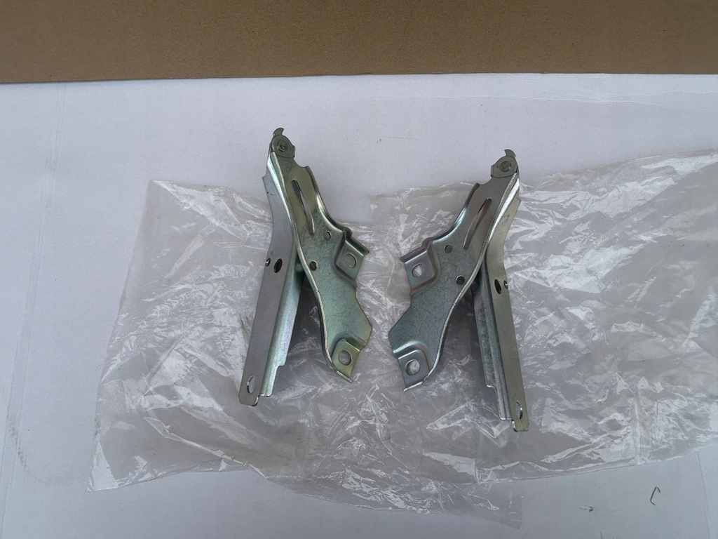 фото №1, Vw passat b8 правый левый петля капот перед передние