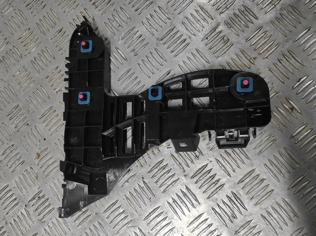 фото №1, Lexus lc lc500 lc500h напрямна кронштейн бампера