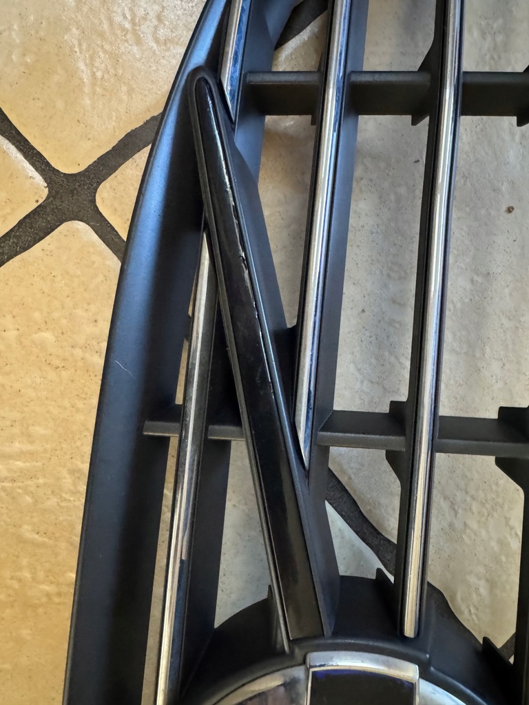 фото №5, Volvo s60 v60 lift 13- решітка радіатора решітка радіатора оригінал