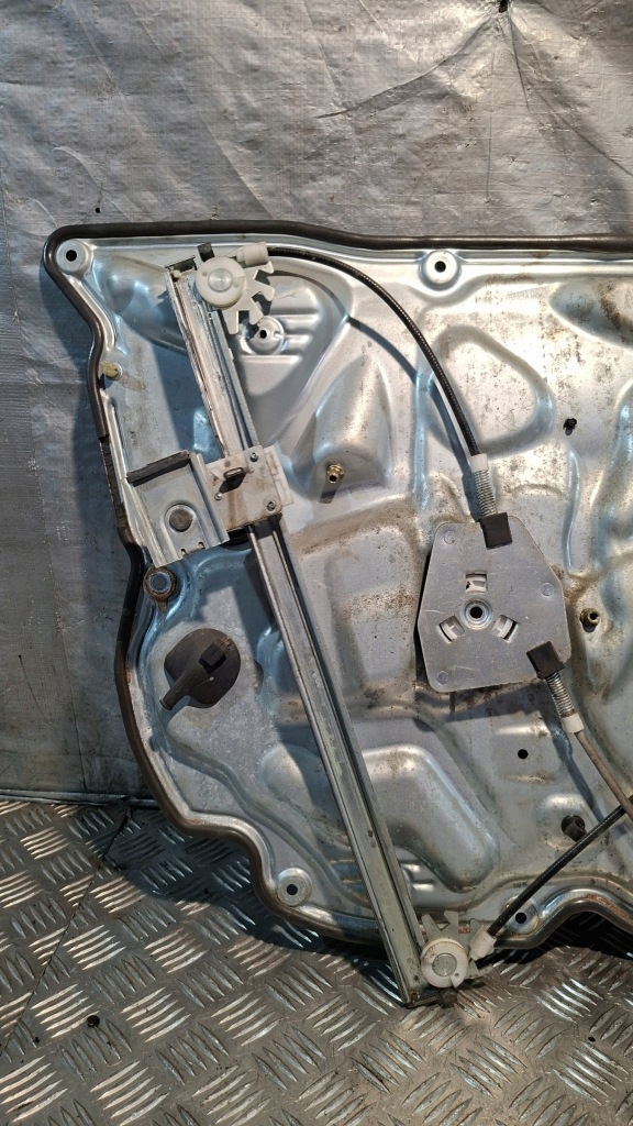 Подъемник стекло лист правый перед fiat croma с Разборки