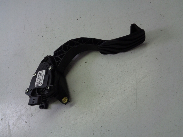 Педаль газу renault arkana 1.6 e-tech 2021 rok Ціна