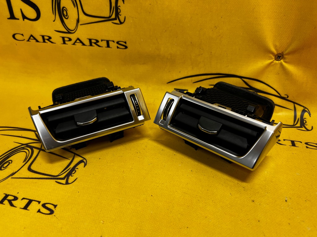 фото №1, Правая решётка обдув lr discovery v l550 lift