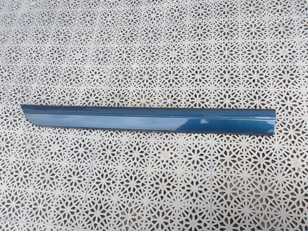 фото №1, Молдинг двері права задня задня vw passat b8