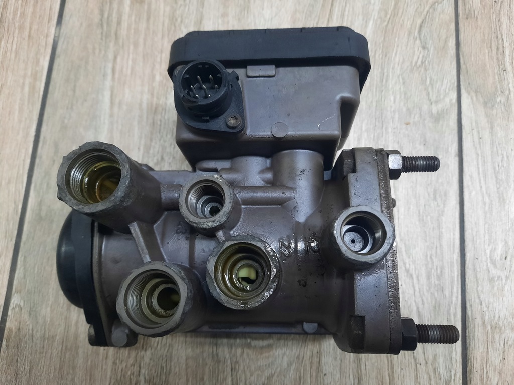 фото №1, Клапан прицепной ebs europa volvo fh fm renault dxi