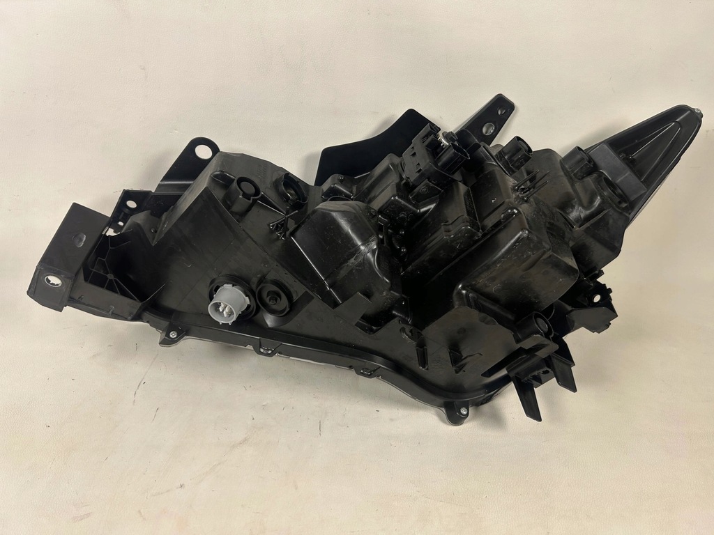 фото №10, Mazda cx-5 ii 18- лампа права перед передня h7