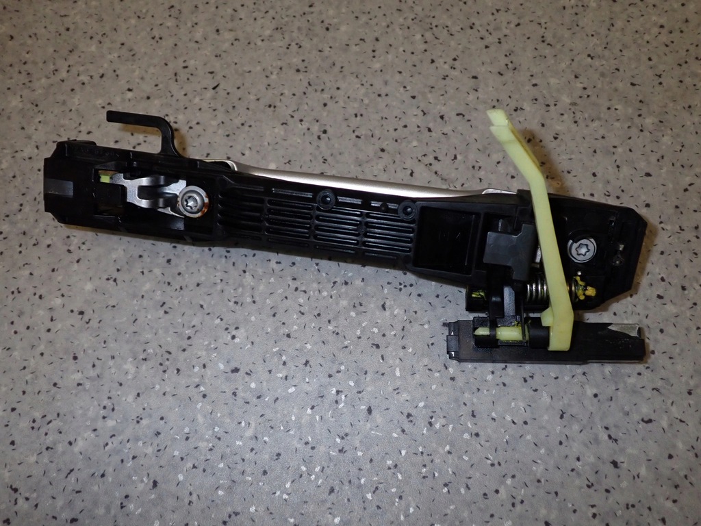 фото №3, Subaru forester iii sh 09- ручка наружная задняя левая