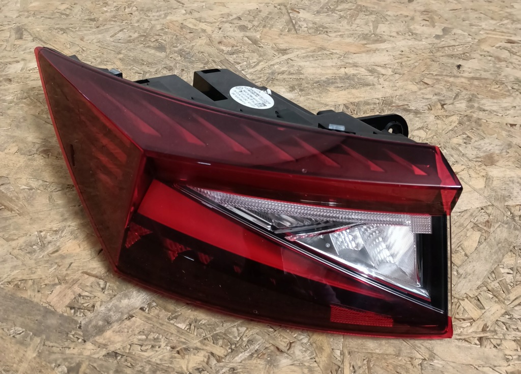 фото №4, Skoda enyaq iv лампы задняя задние левая правая led