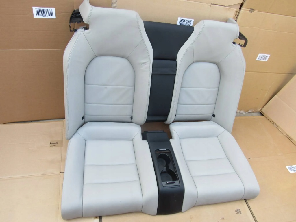 Mercedes e c207 w207 207 cabrio сидіння заднє сидіння салон шкіра комплект в Україні